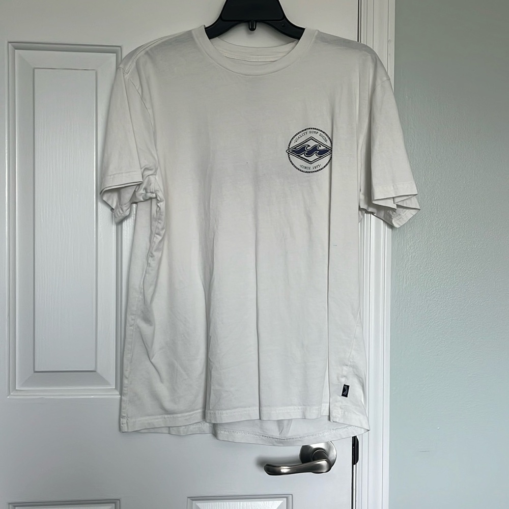 Billabong Surf Shirt. No Stains.